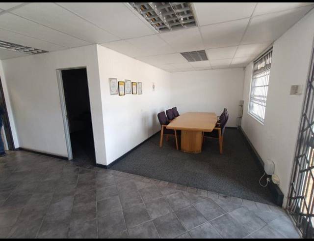 INDUSTRIAL PROPERTY TO RENT IN HALFWAY HOUSE